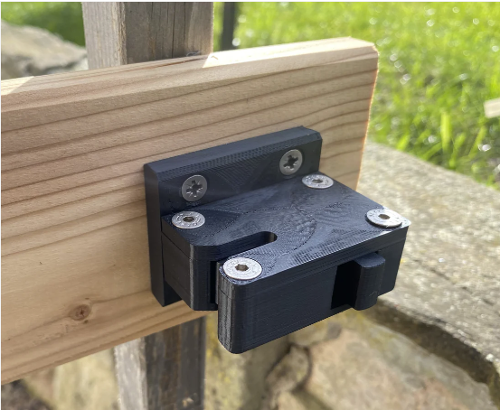 Verschluss - Schiebebeschlag für Doppelstabmatten 6/5/6 – Typ „CLAK“