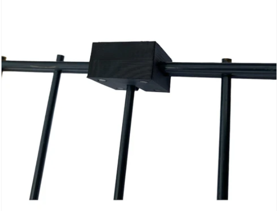 Anschlag - Schiebebeschlag für Doppelstabmatten 6/5/6 – Typ „BLOK“